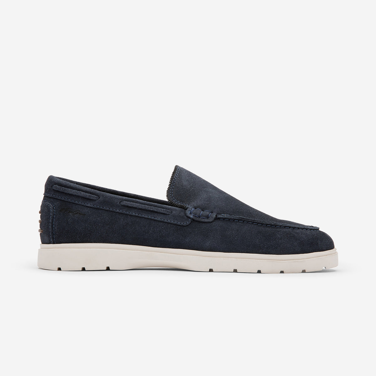 #color_navy suede